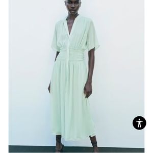 ELASTIC DETAIL MIDI DRESS. Worn once